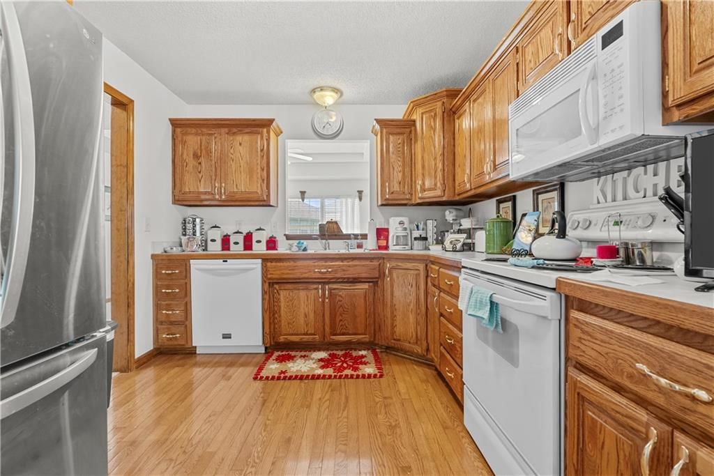 5235 Downey Avenue — photo 15