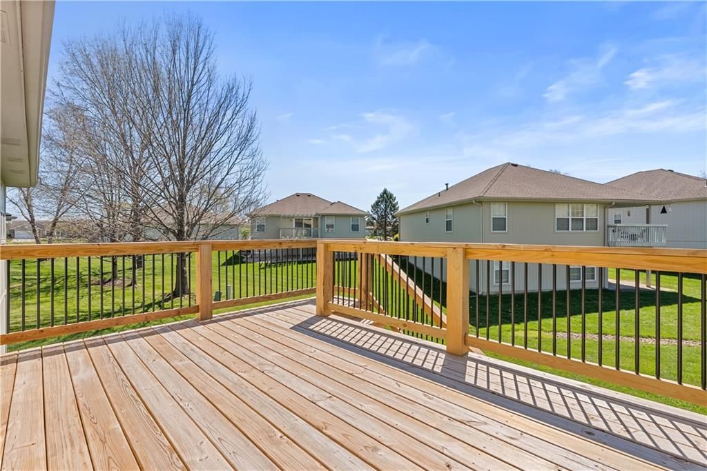 5235 Downey Avenue — photo 31