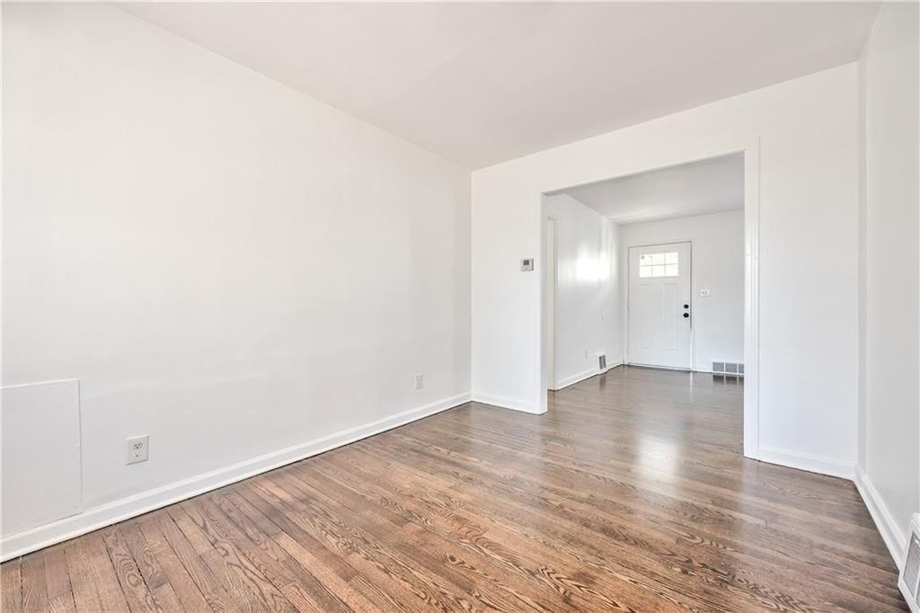 3407 S Cedar Avenue — photo 7