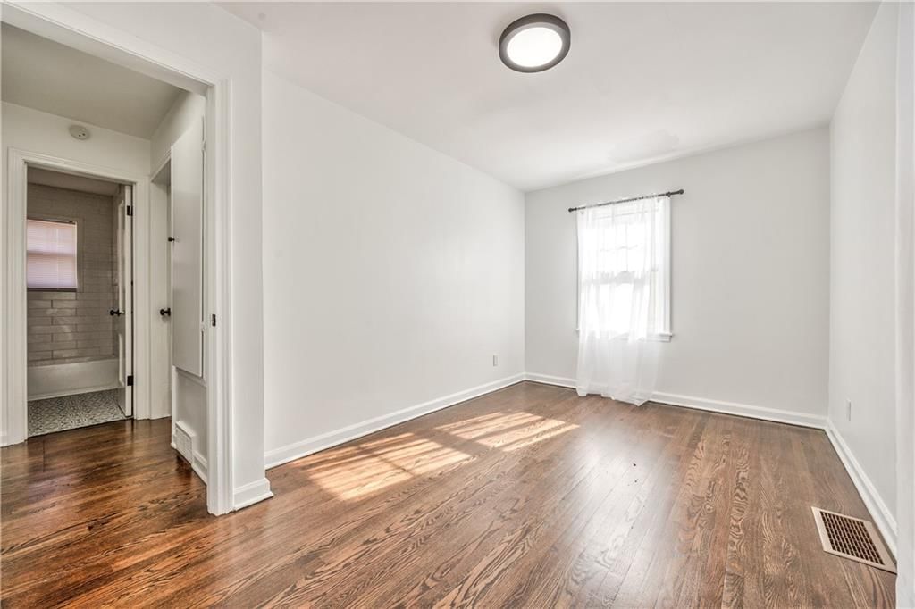 3407 S Cedar Avenue — photo 10