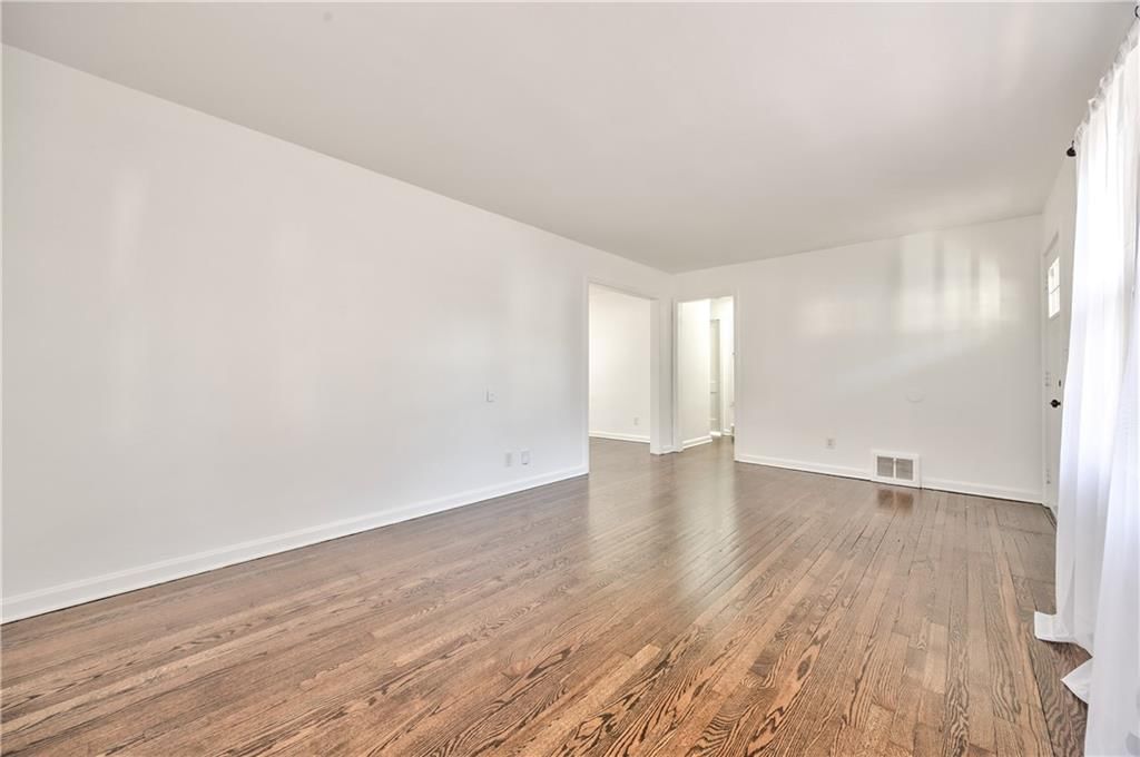 3407 S Cedar Avenue — photo 11