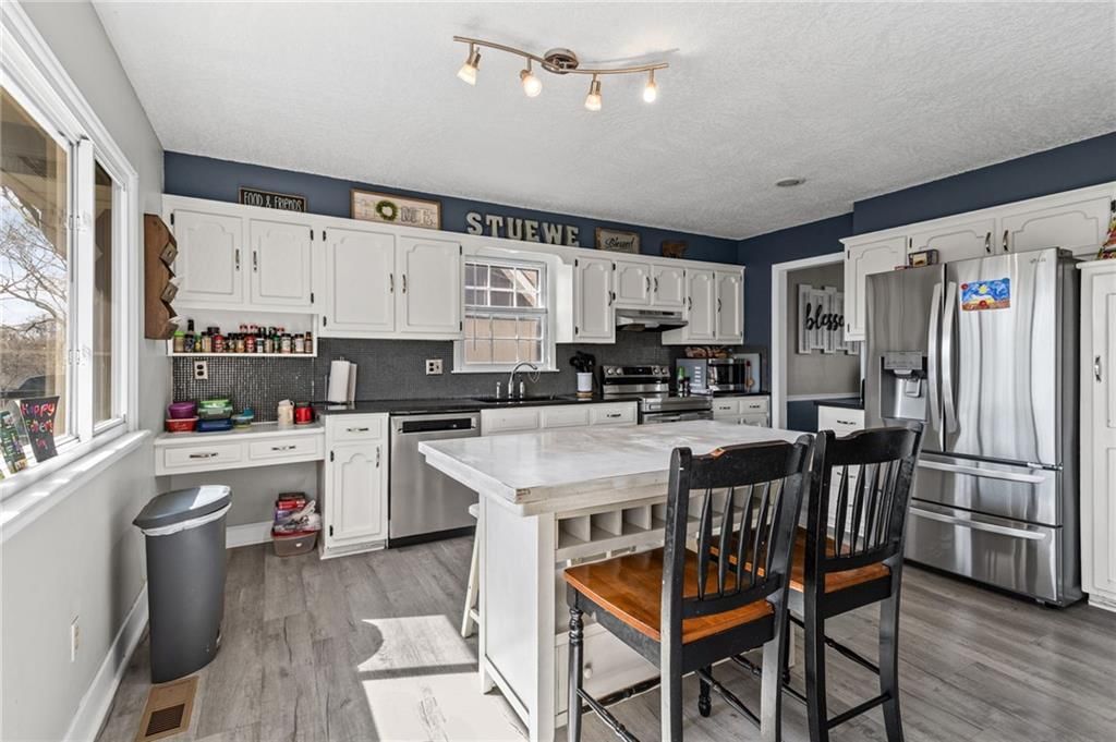 12725 W 116th Street — photo 5