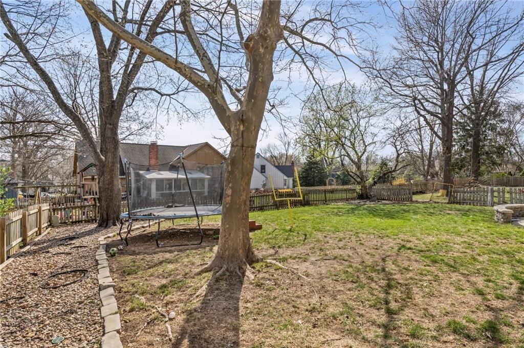 12725 W 116th Street — photo 46