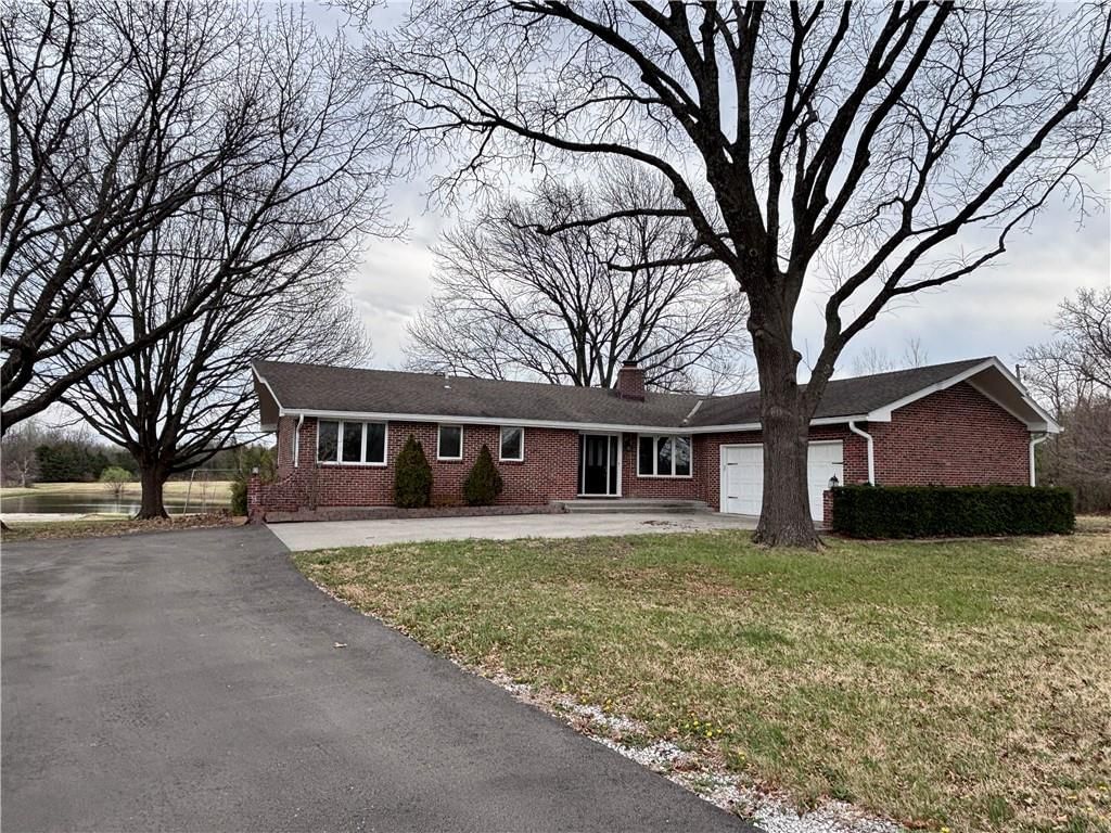 19305 Lowell Avenue — photo 2