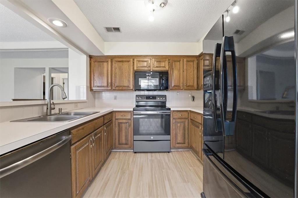 13721 W 58th Terrace — photo 8