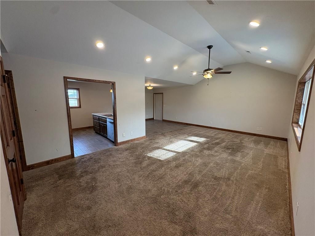 203 VALLEY Street — photo 10
