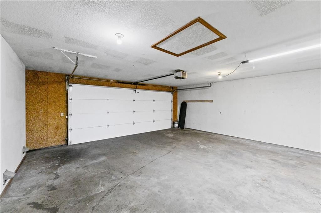 123 W Douglas Street — photo 26