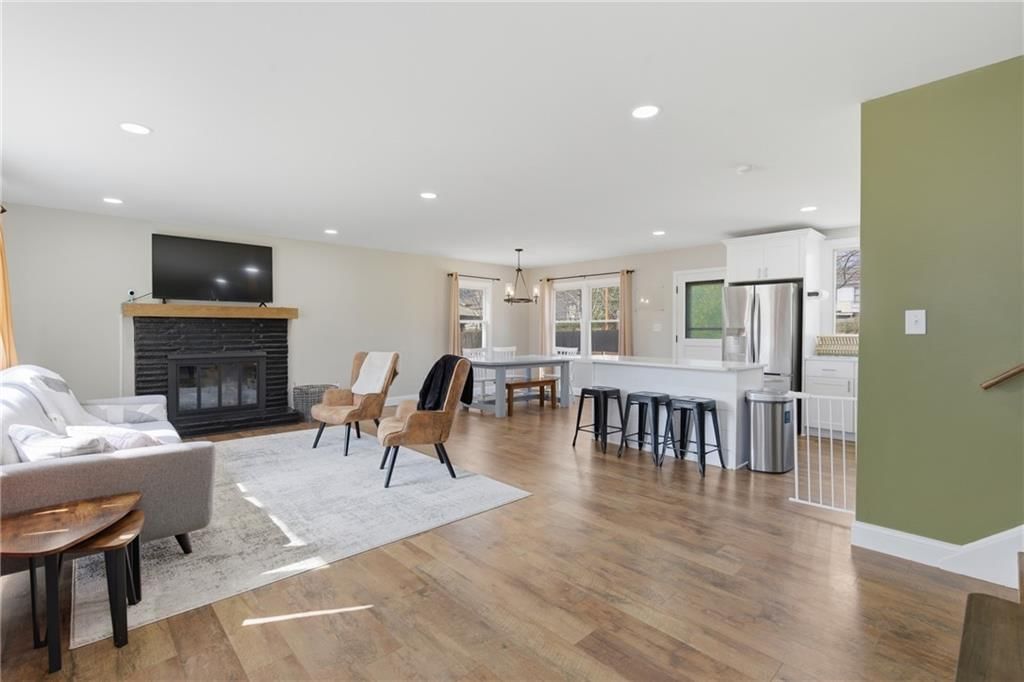 5710 W 100th Terrace — photo 3