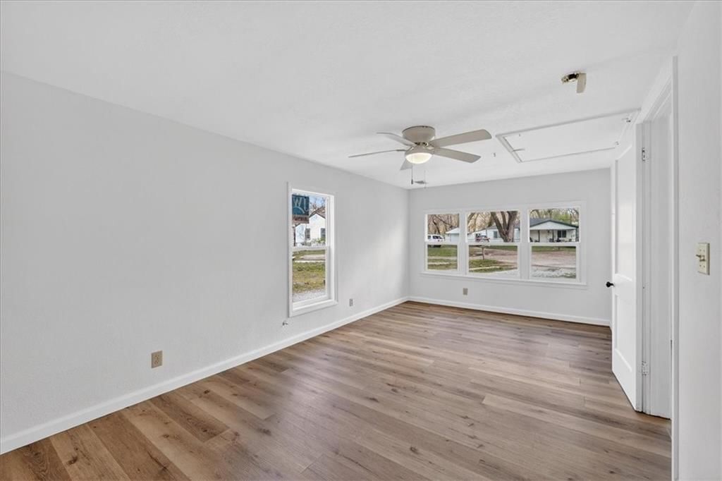7256 Hasbrook Avenue — photo 5