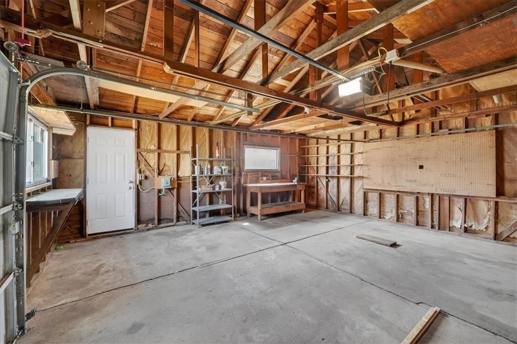 7256 Hasbrook Avenue — photo 17