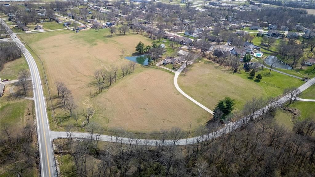 2303 Lynn Road — photo 37
