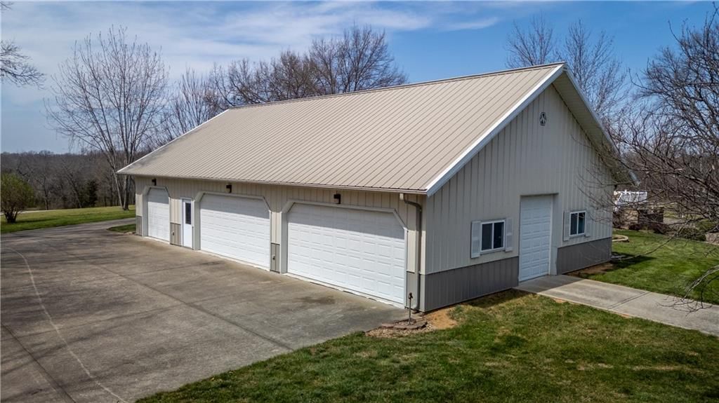 2303 Lynn Road — photo 39