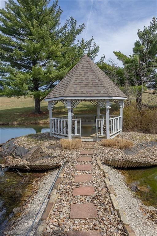 2303 Lynn Road — photo 44