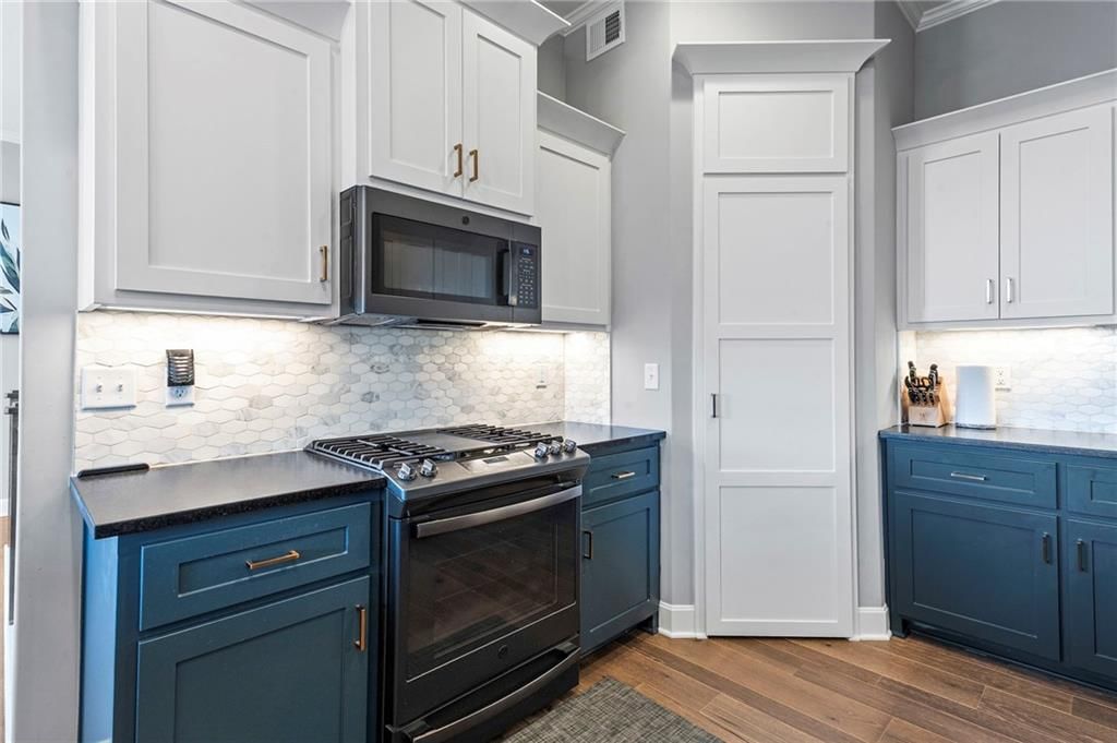 7425 NW Douglas Court — photo 12