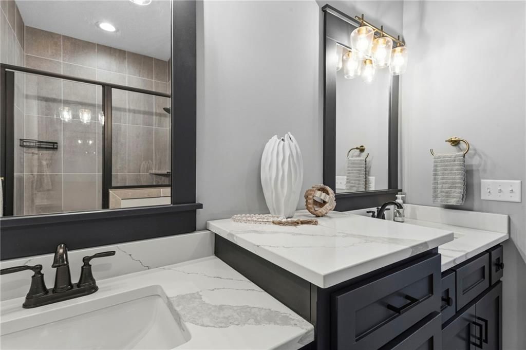 7425 NW Douglas Court — photo 19