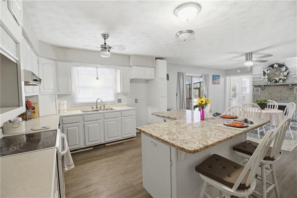 4712 Main Street — photo 10