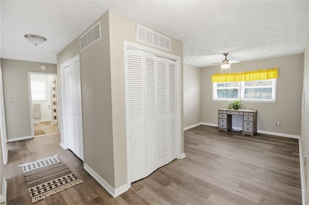 4712 Main Street — photo 11