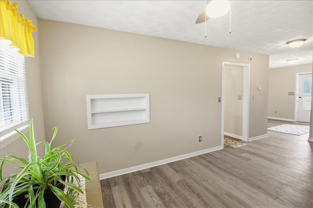 4712 Main Street — photo 12