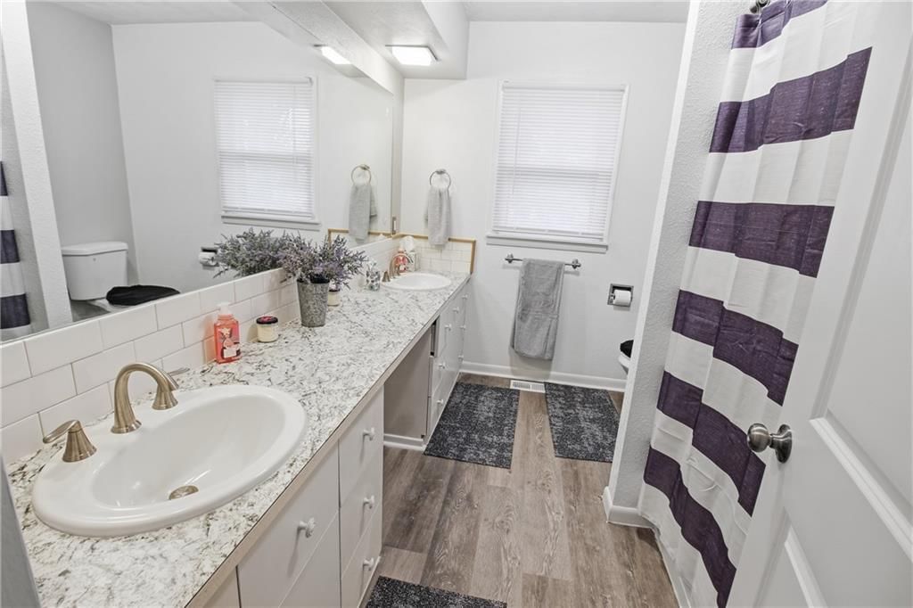 4712 Main Street — photo 18