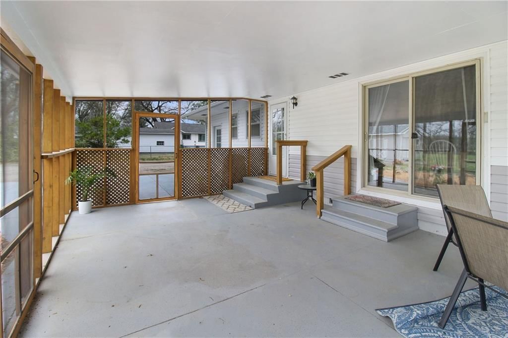 4712 Main Street — photo 31