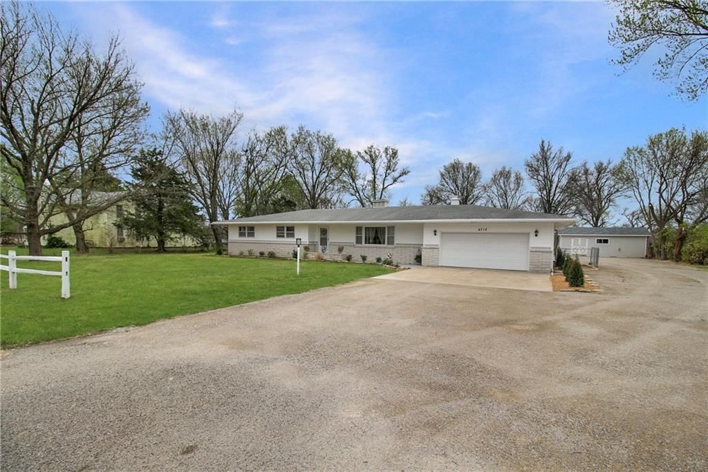 4712 Main Street — photo 34