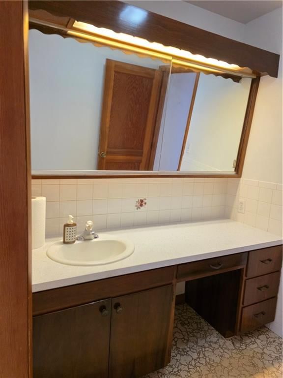 401 S 6th Street — photo 19