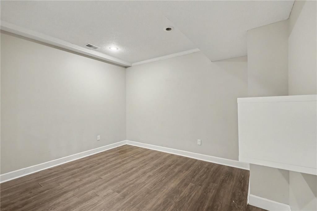 14709 Knox Street — photo 40
