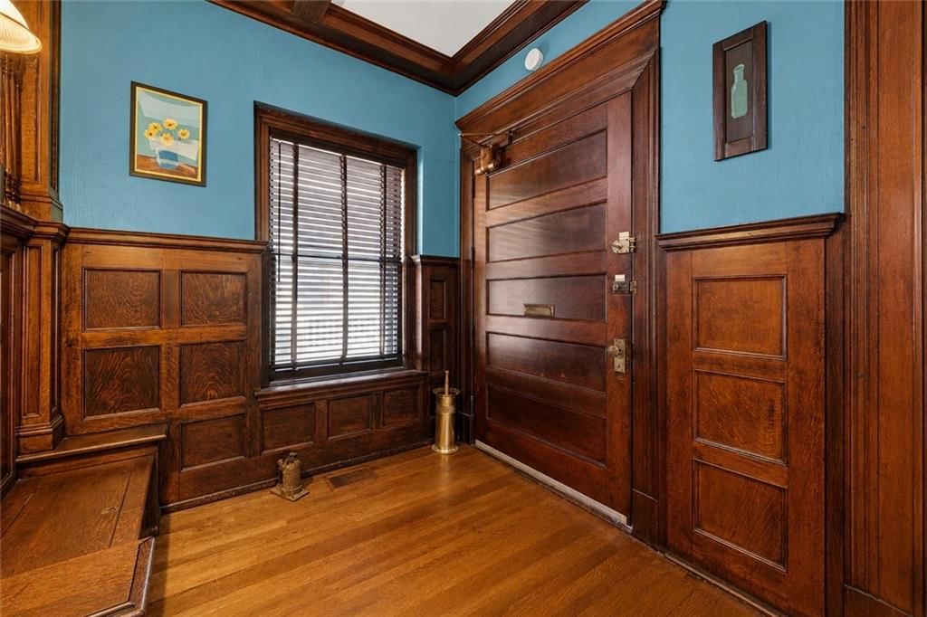 1734 Jefferson Street — photo 8