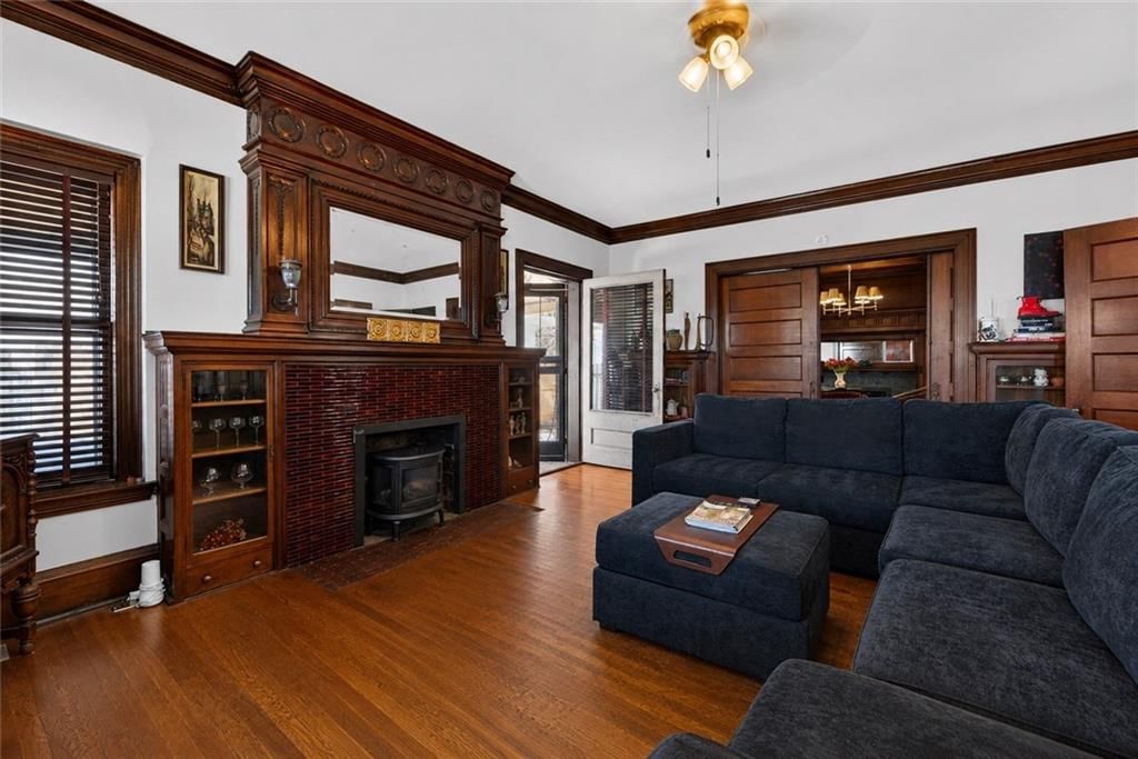 1734 Jefferson Street — photo 16
