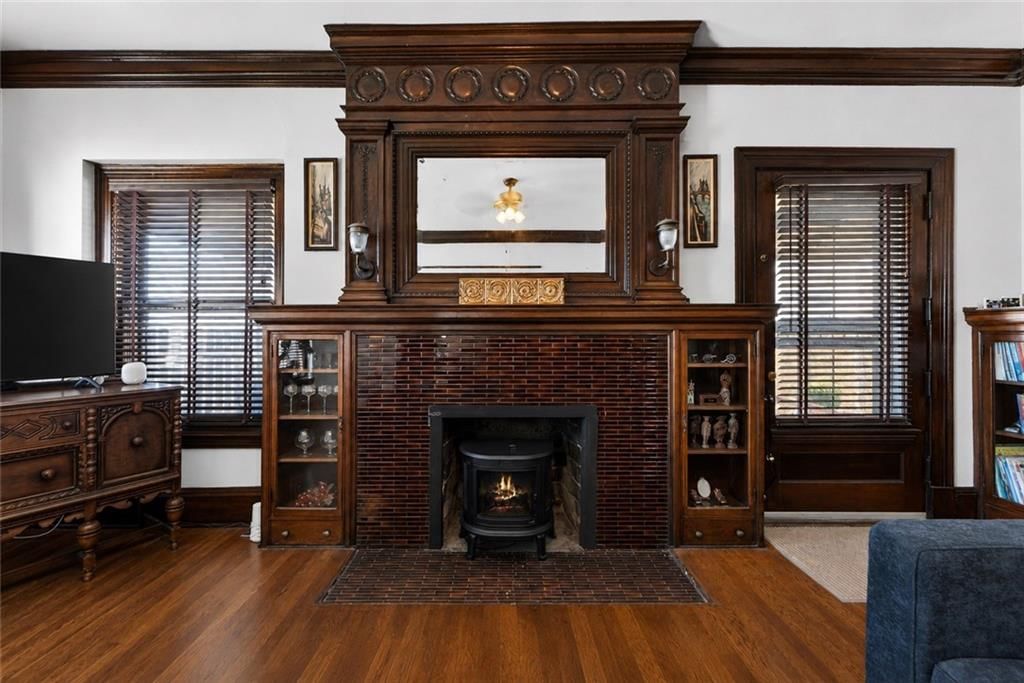 1734 Jefferson Street — photo 18