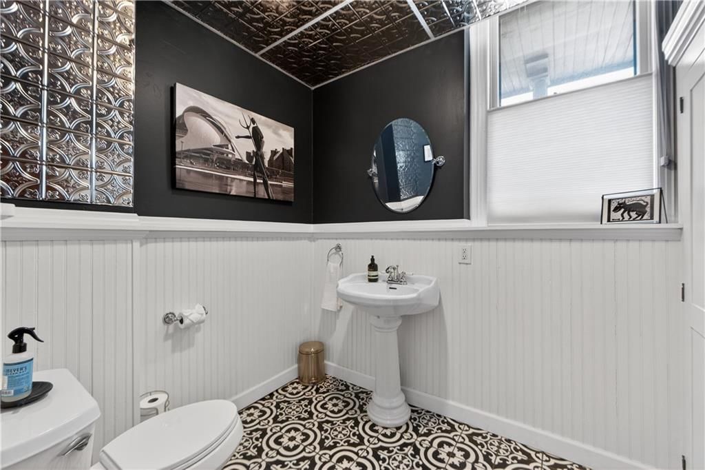 1734 Jefferson Street — photo 33