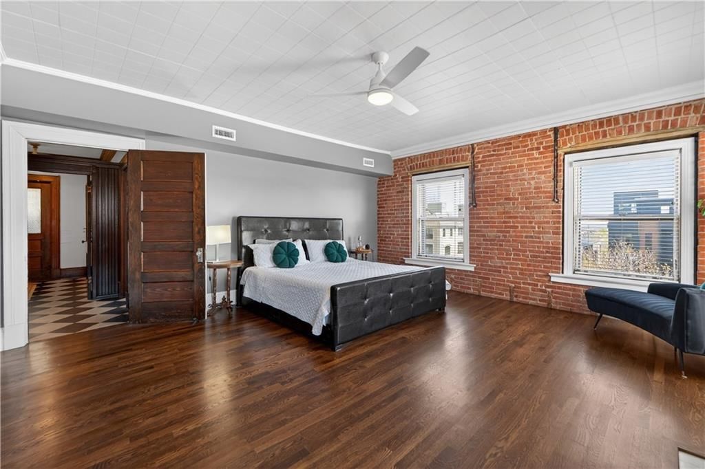 1734 Jefferson Street — photo 38