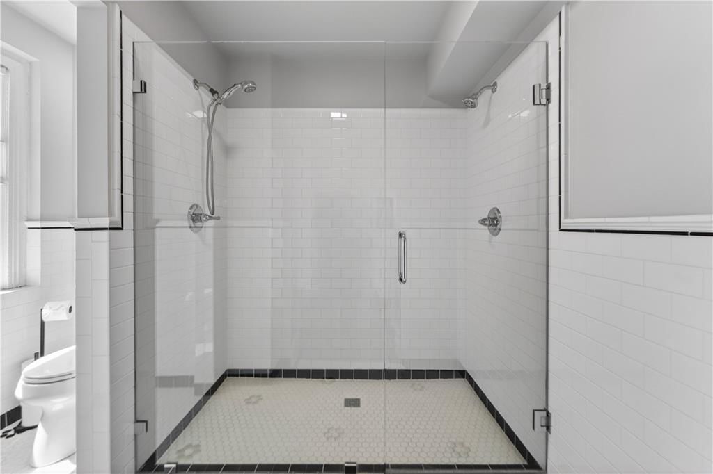 1734 Jefferson Street — photo 45