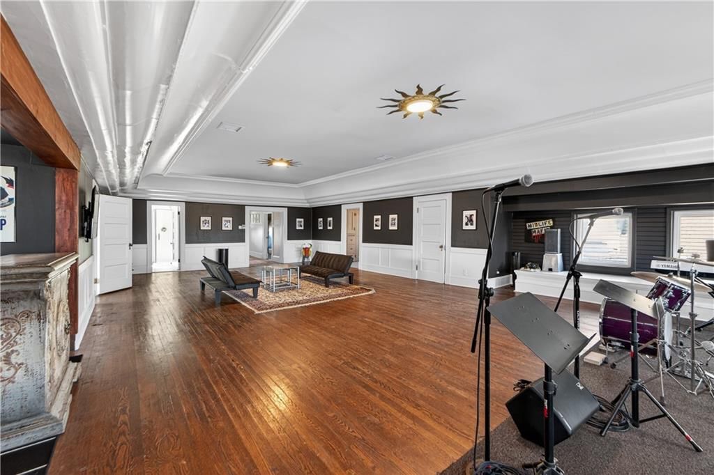 1734 Jefferson Street — photo 63