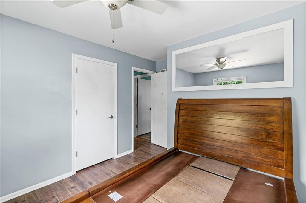 6817 NW Pleasant View Drive — photo 9