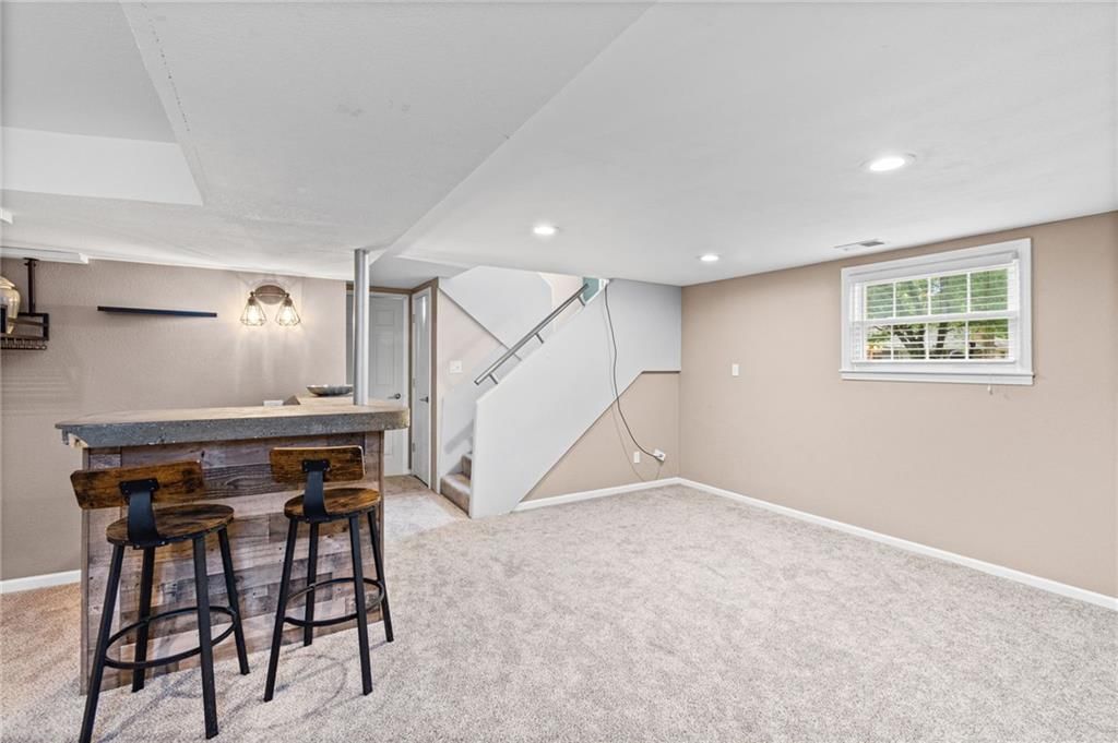 6817 NW Pleasant View Drive — photo 25