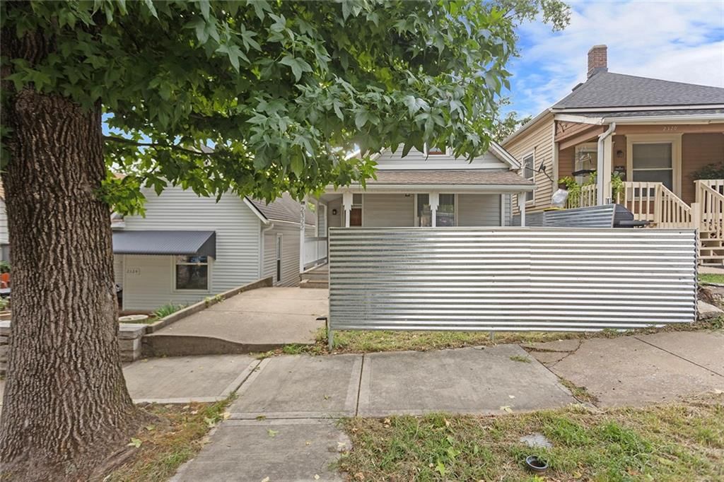 2322 Holly Street — photo 23