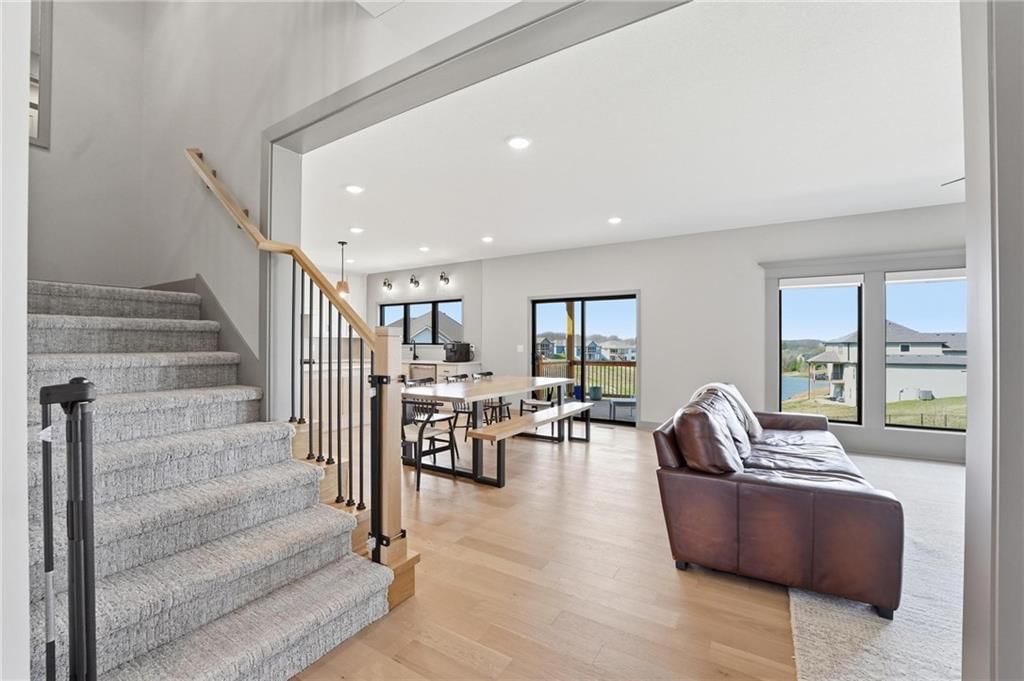 7080 NW Forest Lakes Drive — photo 10