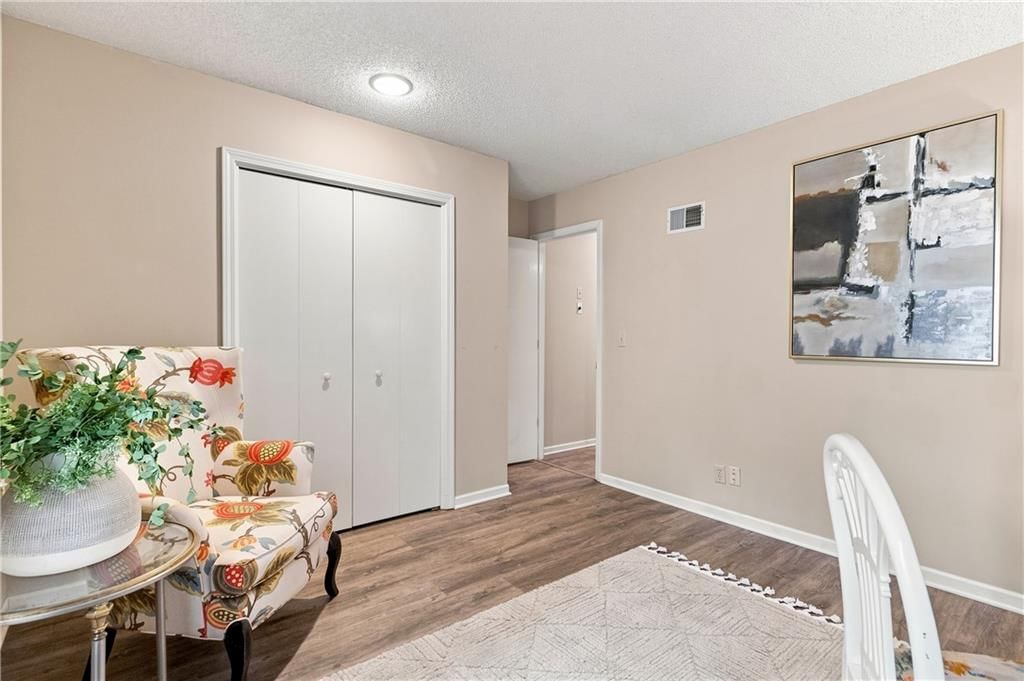 12025 Hemlock Street — photo 16