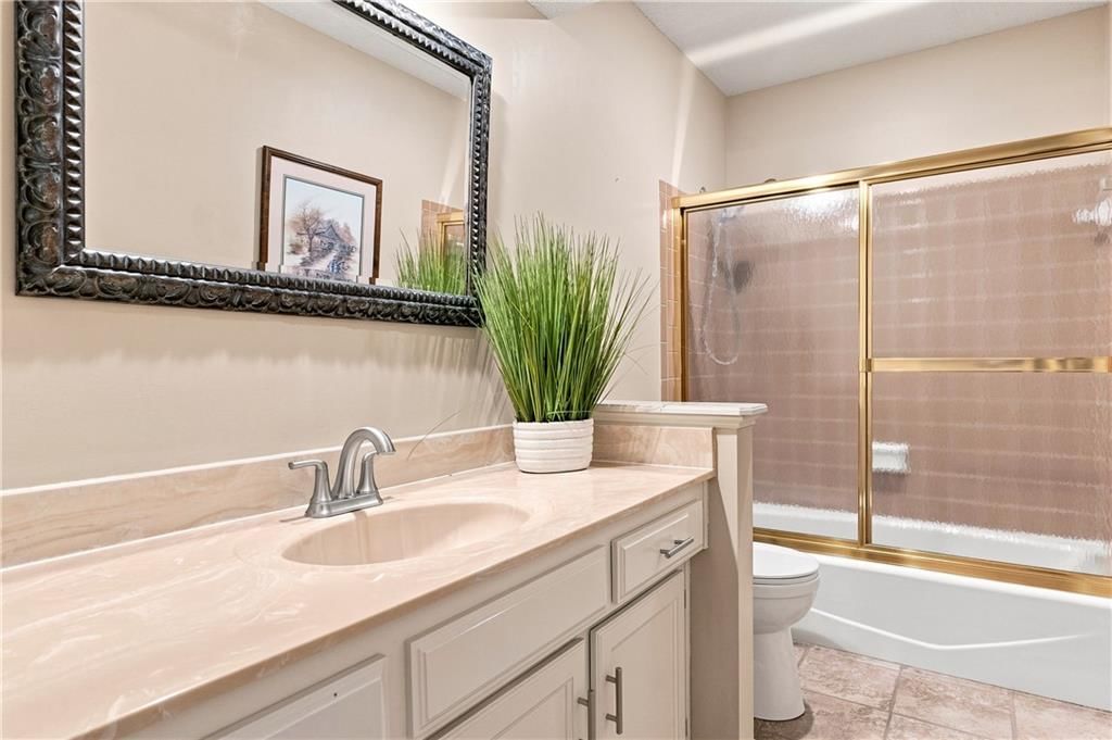 12025 Hemlock Street — photo 17