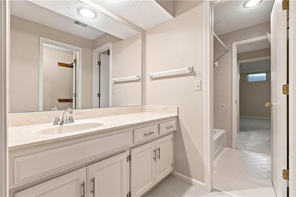 12025 Hemlock Street — photo 29