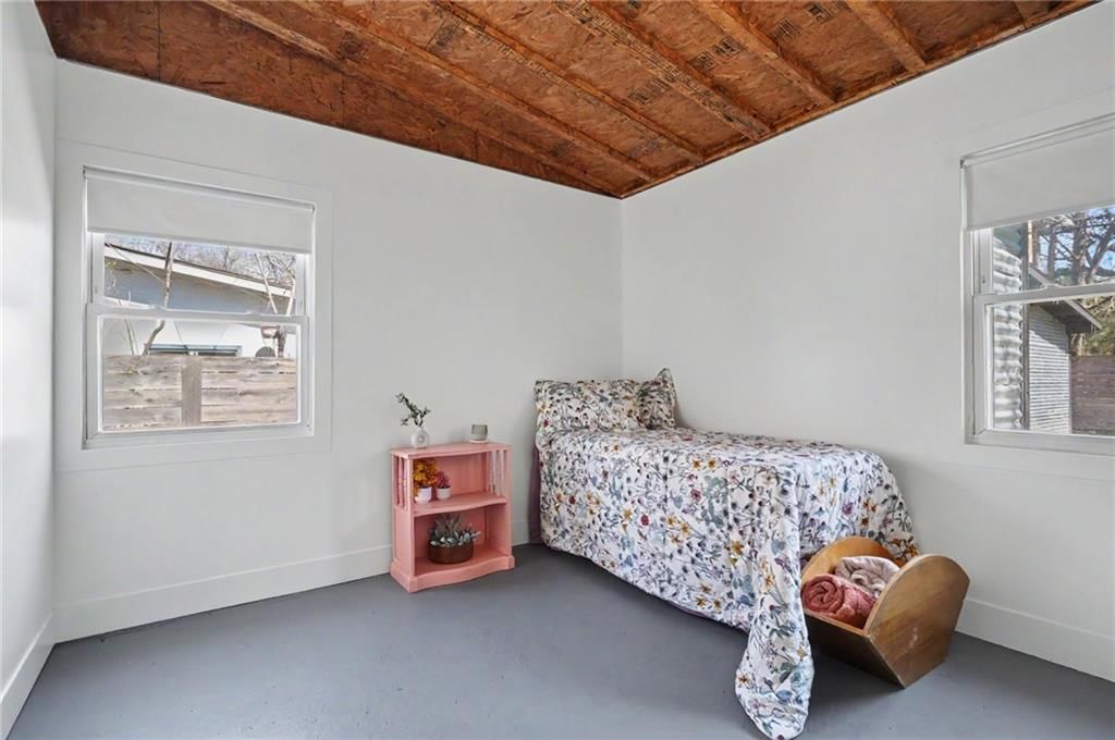 1516 Powers Street — photo 18