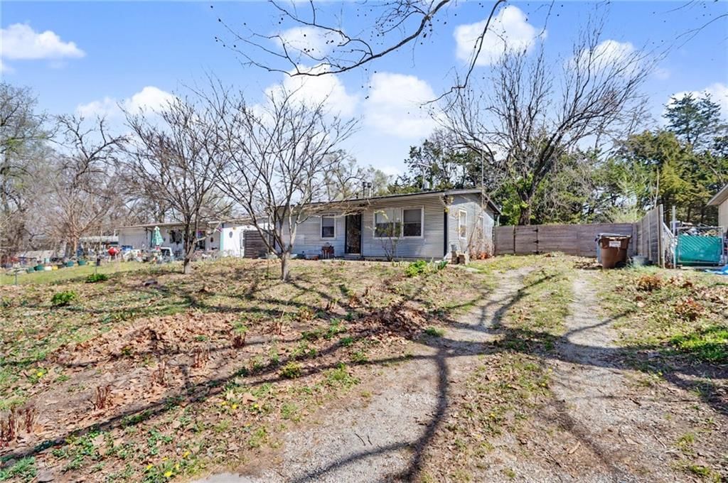 1516 Powers Street — photo 25