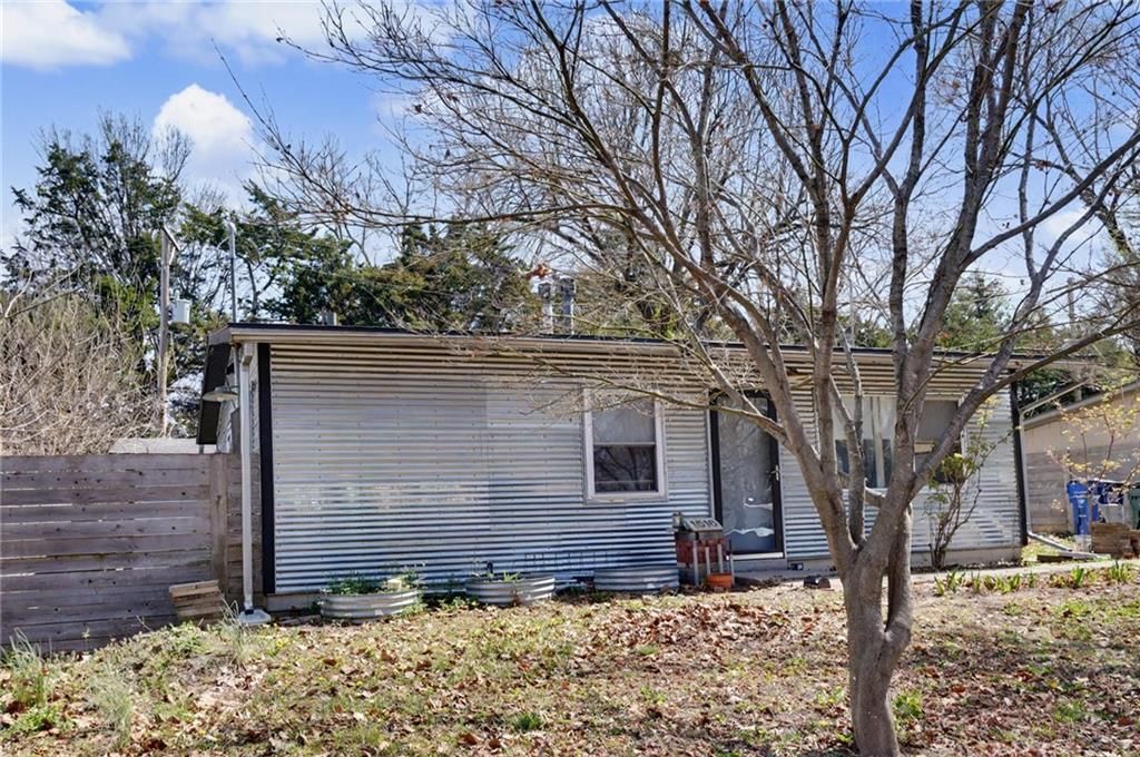 1516 Powers Street — photo 26