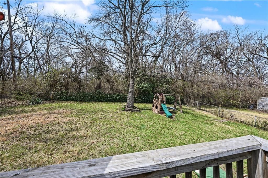 9810 Hardesty Avenue — photo 30