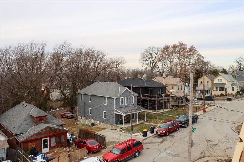 2111 Holly Street — photo 8