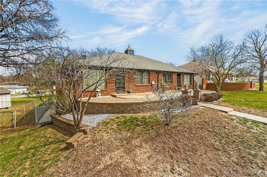 4415 Sterling Avenue — photo 4
