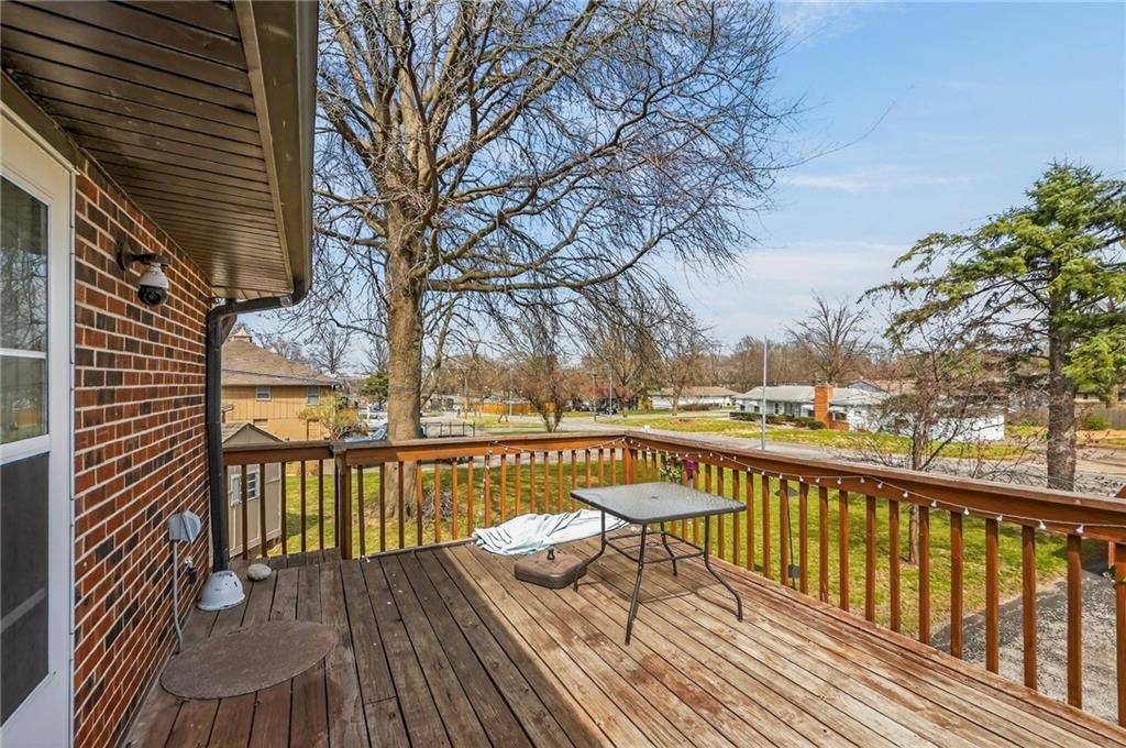 4415 Sterling Avenue — photo 7