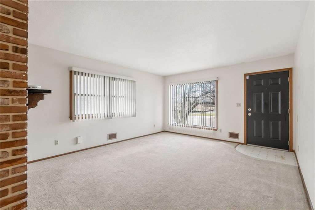 4415 Sterling Avenue — photo 14