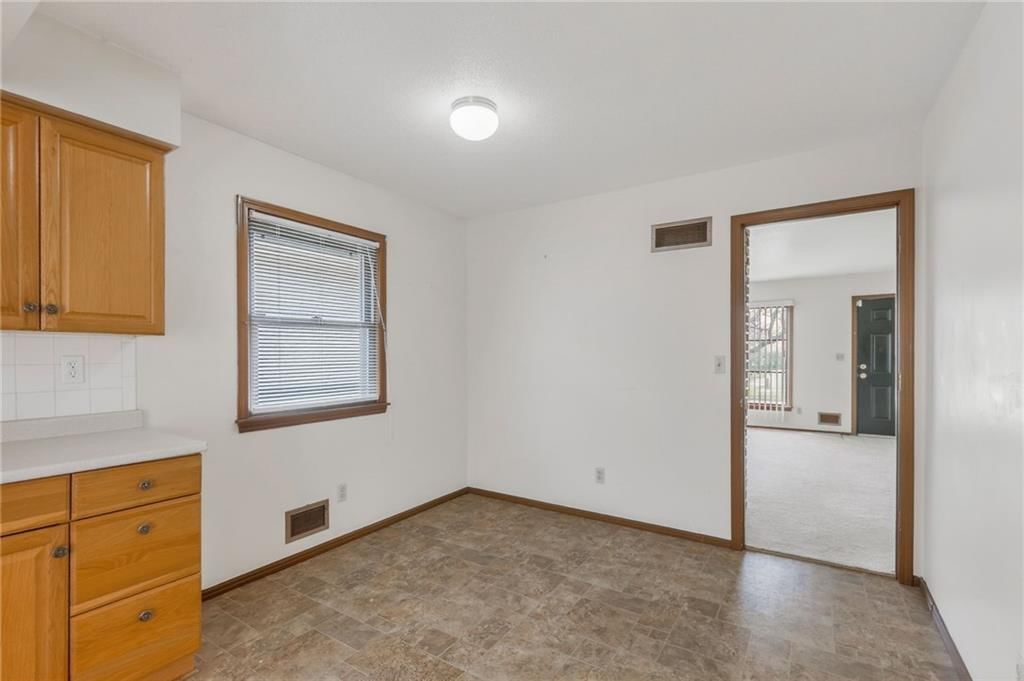 4415 Sterling Avenue — photo 18